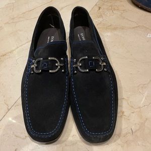 NWOT Donal Pliner Black Suede Loafers